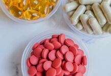 Чи можете ви приймати фолієву кислоту та залізо одночасно?