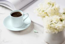 Чи можна змішувати кофеїн і антидепресанти?