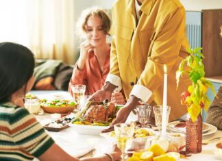 Navigating the Holidays with IBD: A Guide to Festive Cheer Without Gut Distress