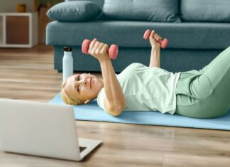 Silnější ve 40 (a více): Chytré cvičení pro ženy středního věku