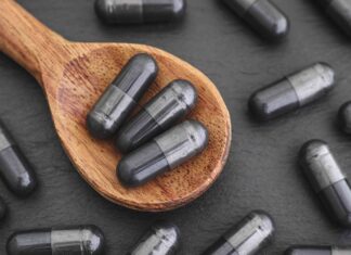 Активированный уголь: польза, риски и что говорит наука