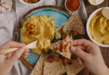 Хумус: повний довідник щодо користі для здоров’я та харчової цінності