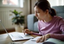 Підліткове Вигоряння: Розпізнавання та Подолання Виснаження у Підлітків