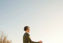 Практика швидкого заспокоєння: 5 простих медитаційних вправ для зняття стресу
