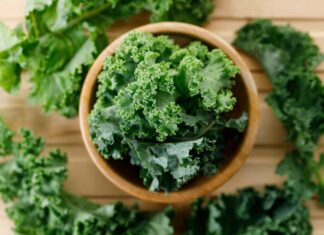 За пределами кейла: 6 листовых овощей, богатых витамином K