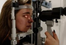 Как выбрать правильный скрининговый прибор для проверки зрения: руководство для медицинских и образовательных учреждений