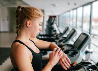 Calendrier d’entraînement du matin et apport calorique : le véritable moteur de la faim après l’exercice